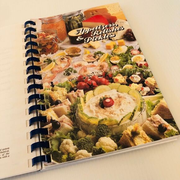 Y2K Vintage Cookbook "Hunt County Cookbook" by Herald Banner The Commerce Journa - Picture 4 of 10